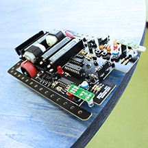 【電子工作】光センサーを使って、ぶつからないロボットカーをつくろう!