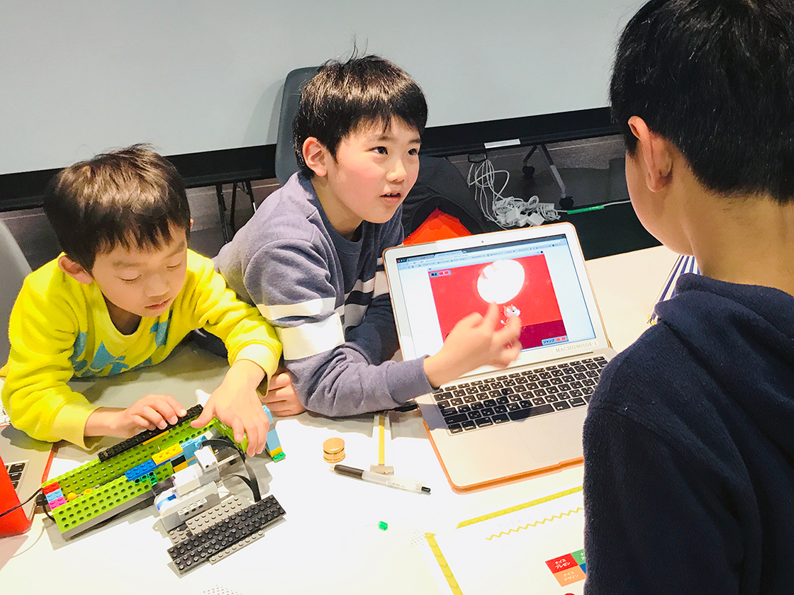 子どもクリエイターたちによるブース出展!