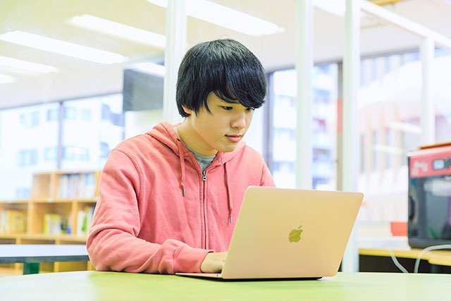プログラミング言語、C♯を学べば子供も3Dゲーム開発ができる?