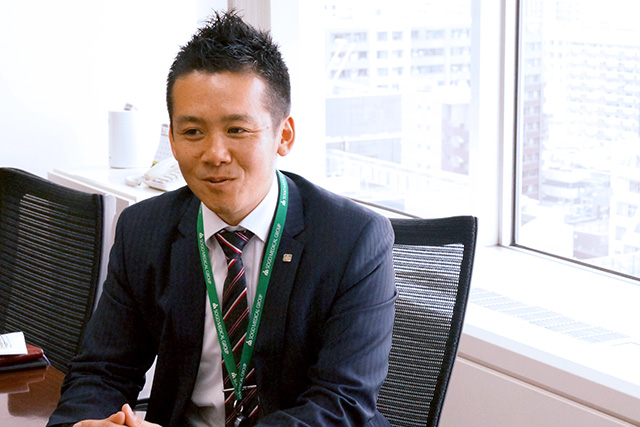 どのように各部署から業務を切り出しましたか?