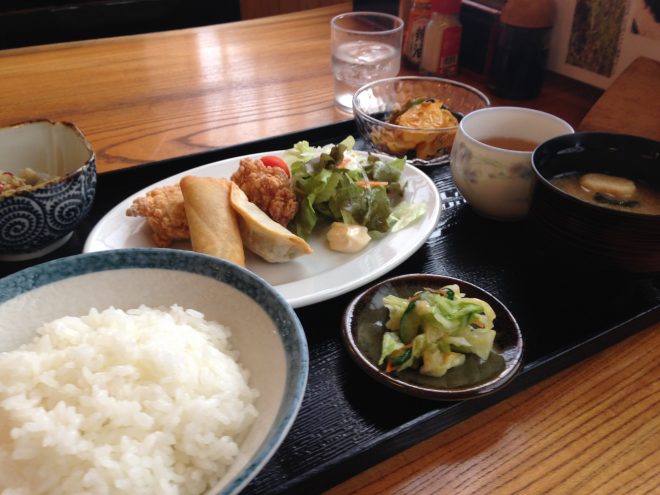 ボリュームたっぷりの定食!