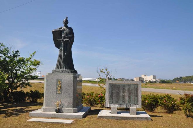 高山右近の銅像