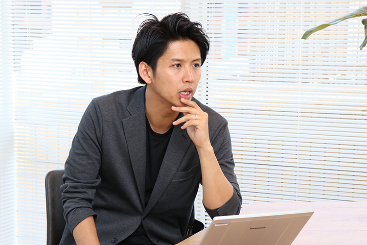 ネクストビート 執行役員 CMO 里吉孝太