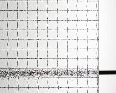 ステンドグラスに使用するガラスの種類 - 網入りガラス