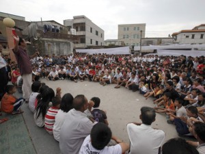 Villagers gather for meeting in Lufeng