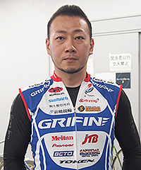 土屋宏