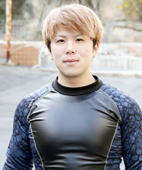 川上隆義