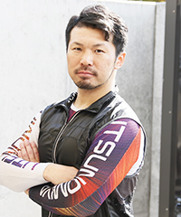 小島歩