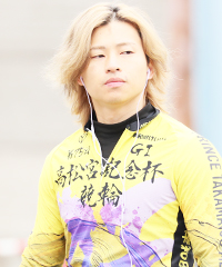 山口拳矢