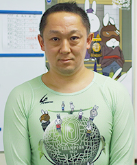 小原唯志