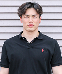 室井蓮太朗
