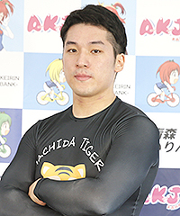 石原颯