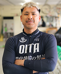 小原亮哉