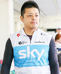西村行貴