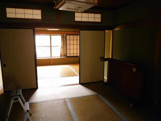 detached 〒395-0012 長野県飯田市大王路2丁目