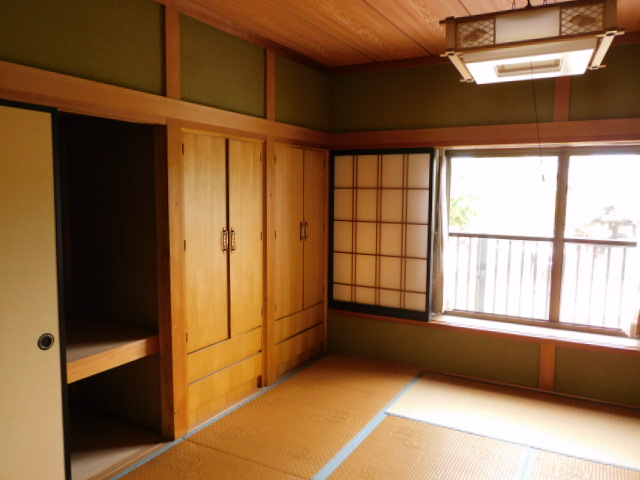 detached 〒395-0012 長野県飯田市大王路2丁目