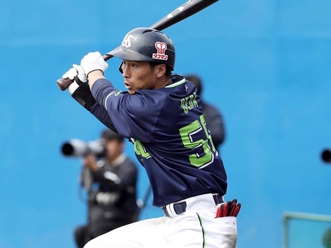 紅白戦で上田選手が3安打猛打賞!