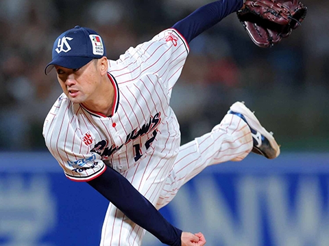 石山投手が2イニングを無失点のピッチング