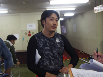 戦い終わって写真