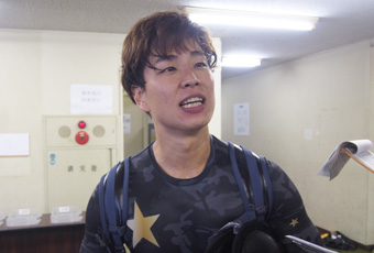 戦い終わって写真