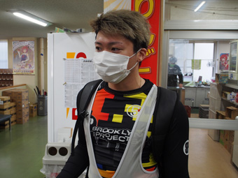 戦い終わって写真