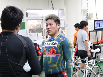 戦い終わって写真