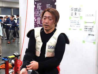 戦い終わって写真