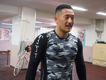 戦い終わって写真