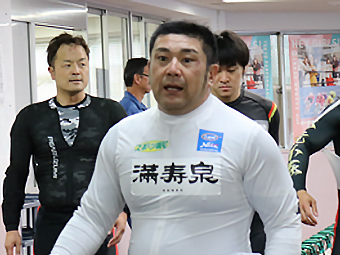 戦い終わって写真