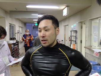 戦い終わって写真