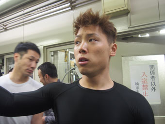 戦い終わって写真