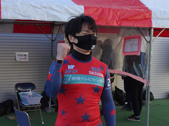 戦い終わって写真
