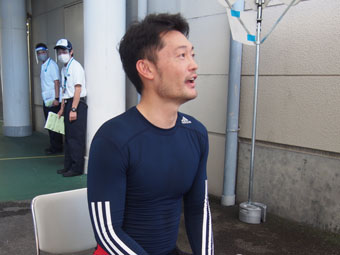 戦い終わって写真