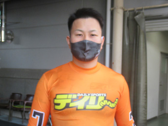 戦い終わって写真