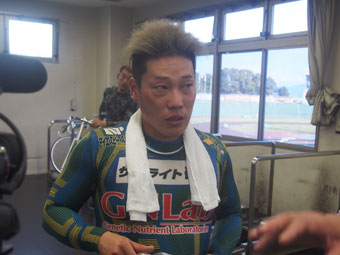 戦い終わって写真
