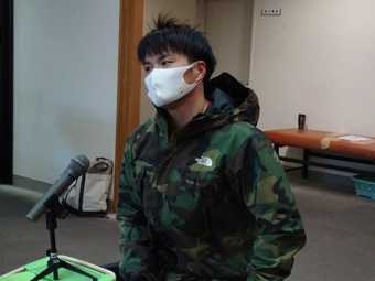 戦い終わって写真