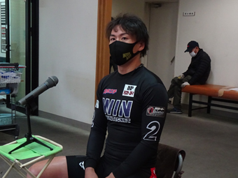 戦い終わって写真