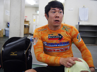 戦い終わって写真