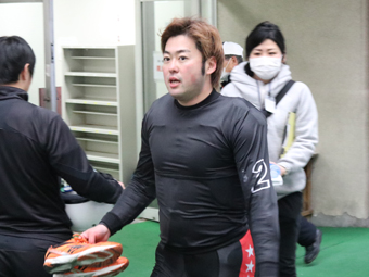 戦い終わって写真