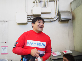 戦い終わって写真