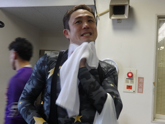 戦い終わって写真