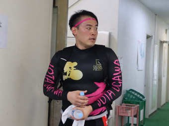 戦い終わって写真