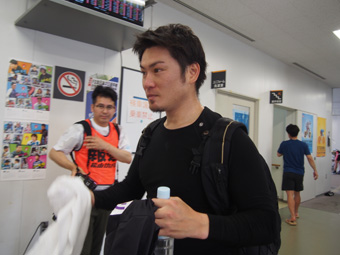 戦い終わって写真