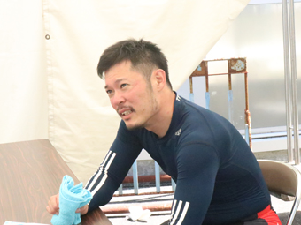 戦い終わって写真
