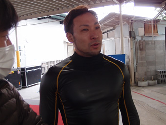 戦い終わって写真