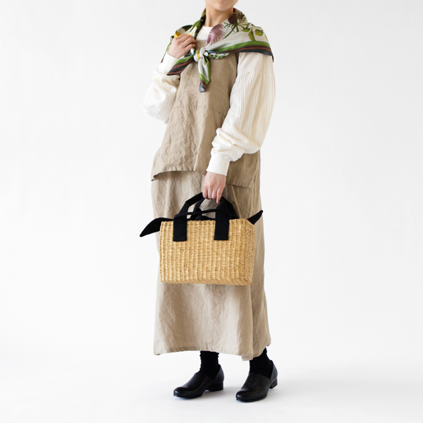 BEIGE/モデル身長：162cm