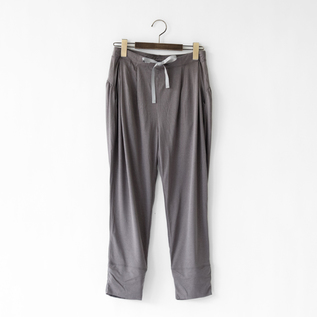 宅配便配送 クロップドパンツ DAB GREY／DANSKIN(ダンスキン)｜愛着を持って バレエ