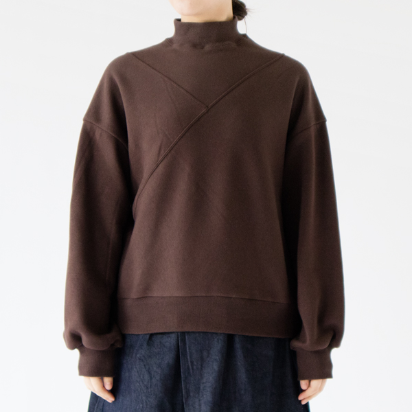 モデル身長162cm・BROWN