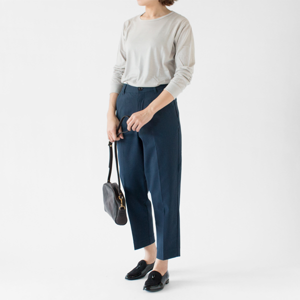 NAVY（モデル身長：163cm）