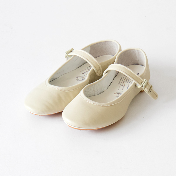 38TRAVEL SHOES TR-019 CRM ワンストラップシュ-ズ